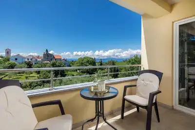 Image de Appartement de vacances meublé moderne avec balcon