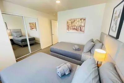 Image de 2 Bd, 2. 5 Baths, Sleeps 5/A8
