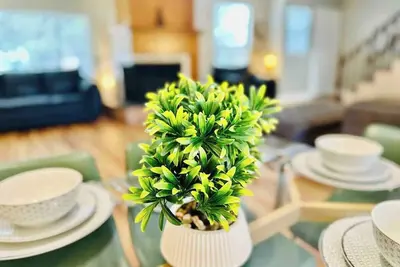 Image de 13 Beds 7 TVs Sleeps19 W2 Ac