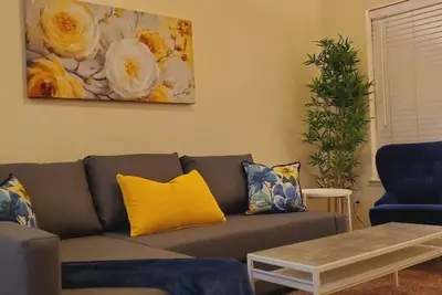 Image de 2 Bd, 2. 5 Baths, Sleeps 5/C9