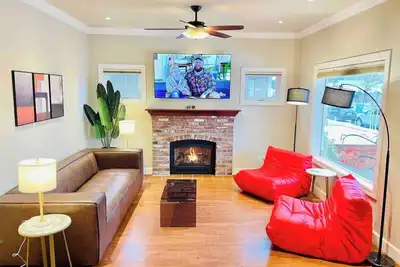 Image de 3 bedroom & 2 bathroomhouse/Midtown/Sleeps 11