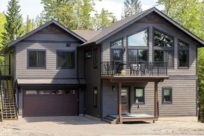 Image de Ski In to your Private Hot Tub. Foosball