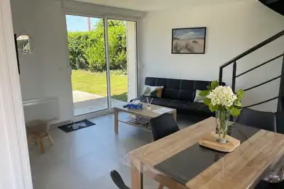 Image de Logement neuf dans hameau calme proche des plages.