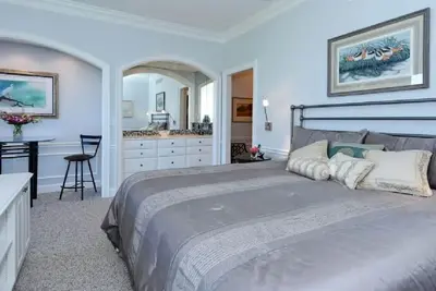 Image de Windsor Lodge Unit 3, studio, close to the beaches, pool access