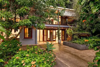 Image de Belle Escapes Tuscany in the Tropics Cairns