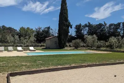 Image de Villa Lou Cabanoun à Eygalières avec vue sur les Alpilles