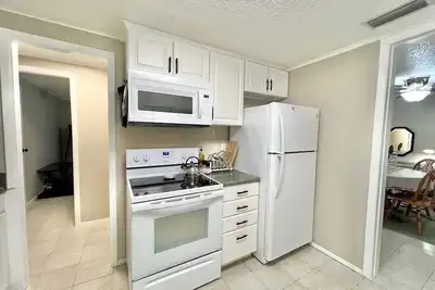 Serene Retreat, 2 bedroom near Uf Campus!
