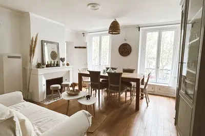 Image de Bel appartement lumineux au centre de Versailles, proche du château et des gares