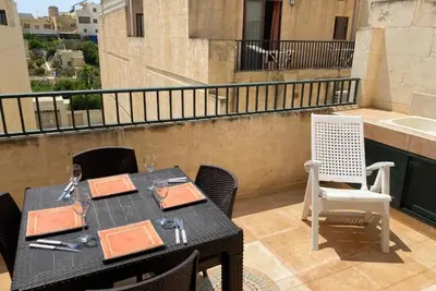 Image de Charming 2 Bedroom Apartment in Qala