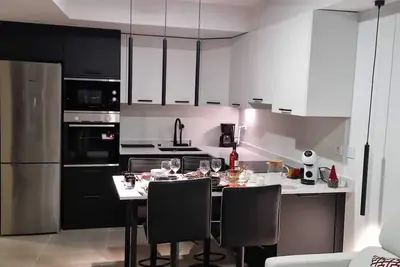 Image de Appartement- Accès Gratuit à la terrasse, piscine, padel, salle de sport et Spa