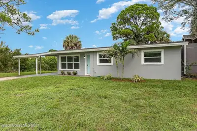 Image de A quiet, private, and secluded home near Orlando, Viera and the Beach!