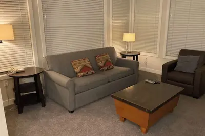 Image de Brand New Listing! Two Bedroom Corner Unit / Ground Level Panorama Townhome.