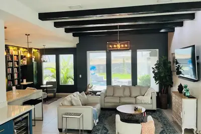 Image de Cozy stay in Mission - With Pool & Patio