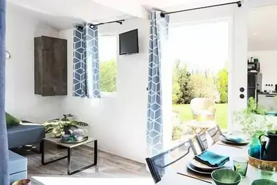 Image de Mobil-home Premium 30m² - 2 chambres + lave-vaisselle + terrasse 5 personnes