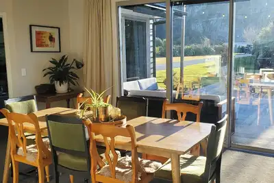 Image de The Fitchew Inn: A beautiful, spacious family holiday home. Pet friendly.