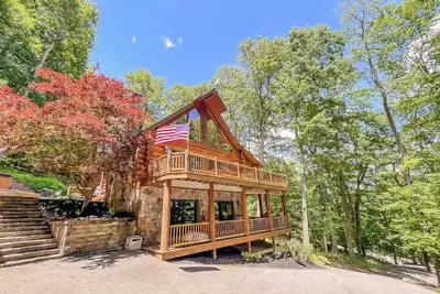 Image de Modern Log Cabin: Pet Friendly + Hot Tub