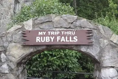 Image de \"New\" \"5 Stars\"\n\"Mins to Ruby Falls\"\n\"Chattanooga\" “Fire Pit”