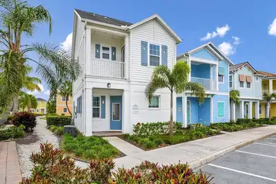 Image de Caraway Cove Cottage near Disney with Margaritaville Resort & Island H2o Access.