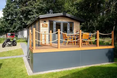 Image de Ostseecamp vacation home One Nineteen, with two-wheeler garage