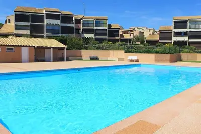 Image de Pavillon T2 Mezzanine - Climatisation - Véranda - Parking - Piscine - 6 Pers