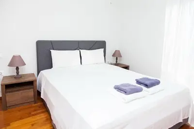 Image de Modern apt in heart of Paleo Faliro!