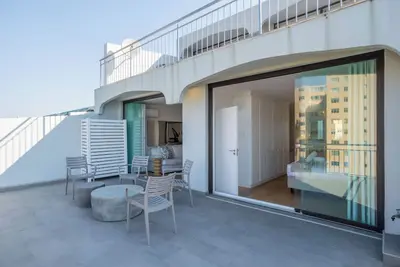 Luxurious 2 Bedroom Aprtment in Umhlanga Rocks