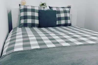 Image de Jullouville - Plein centre - 50m de la mer - appartement - petit jardinet