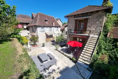 Image de Deux maisons de vacances sur la propriété
