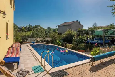 Image de Villa avec piscine pour 6 personnes