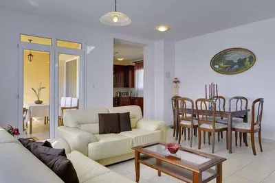 Image de Appartement de vacances avec balcon et climatisation