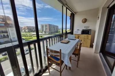 Image de Nid confortable de deux pièces avec vue mer