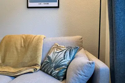 Image de Centre ville, T2 avec terrasse et parking couvert.