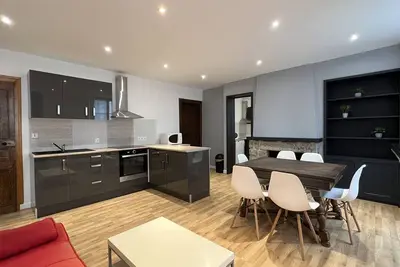 Image de Au coeur de Cauterets, T2 + alcôve. 4p. Wifi.