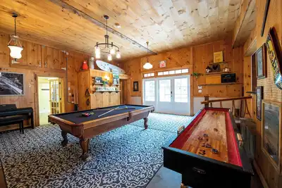 Image de Gamers Haven, River Wine Inn!