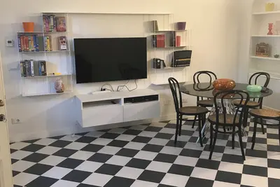 Image de Cozy and super-equipped house with a view of the Church of the Holy Cross