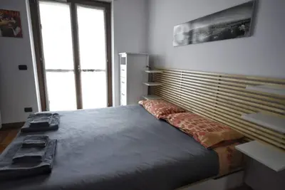 Two-room apartment in St. Paul area [with car Box]