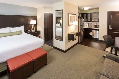 Image de Free Breakfast. Pool. Great for Business Travelers!