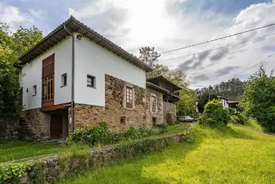 Image de Maison de campagne \"La Casona 1\" avec vue sur les montagnes, terrasse privée et Wi-Fi
