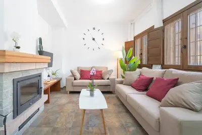 Image de Maison de vacances 'Torre Buena Vista Con Jacuzzi' avec vue sur la montagne, terrasse et balcon