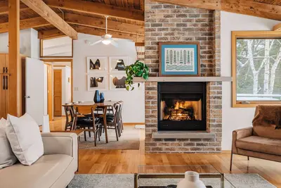 Image de Midcentury home, private beach, large deck with dining