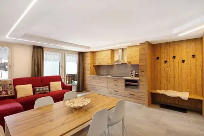 Image de Appartement 'A Due Passi Rosso' avec vue sur les montagnes, balcon et Wi-Fi