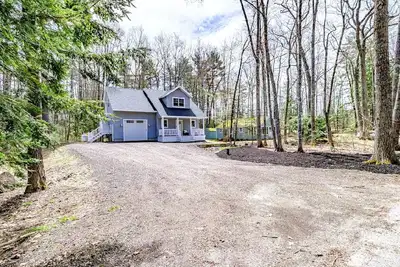 Image de Sebago, newer construction, lake access, Ac, 3bd2. 5bth, Long Beach neighborhood