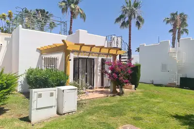 Image de As055 Cosy 2 bedroom, in the green palm tree oasis