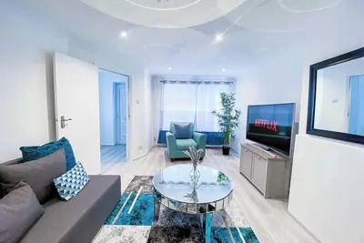 Image de 3br-Sleeps5-Parking-NearTrainStation
