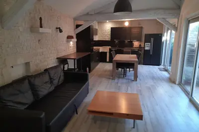 Image de Grande Maison 16 personnes 5 chambres 3 salles de bain La Rochelle⭐⭐⭐⭐⭐