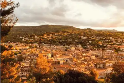 Image de Belle Maison Piscine avec Vue Au Coeur du Luberon