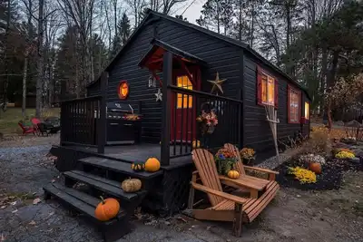 Image de Cozy Cabin Near kayuta Lake-The Black Bear