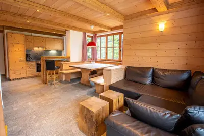 Image de Modern chalet with mountain view, sauna, and close to the lift in the Zillertal
