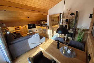 Image de Cozy apartment with mountain view, sauna, and close to the ski lift in the Zille