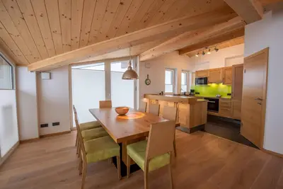 Image de Modern apartment with mountain view, sauna, and proximity to the lift in the Zil